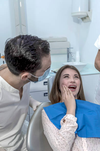 Best Emergency Orthodontic Repairs in Wakarusa, IN